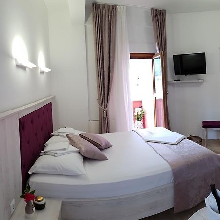 טרביניה Apis Hotel מראה חיצוני תמונה