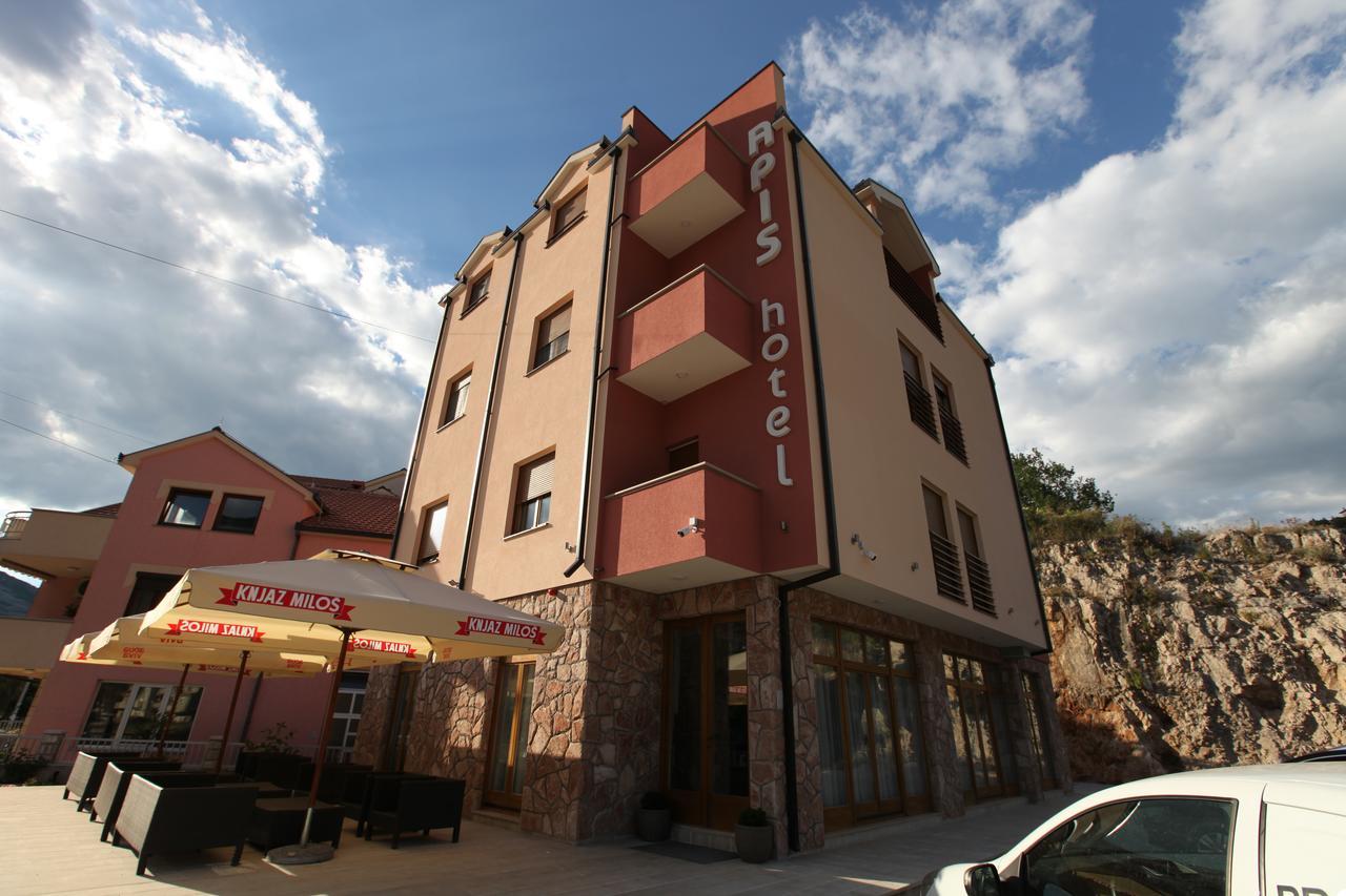 טרביניה Apis Hotel מראה חיצוני תמונה