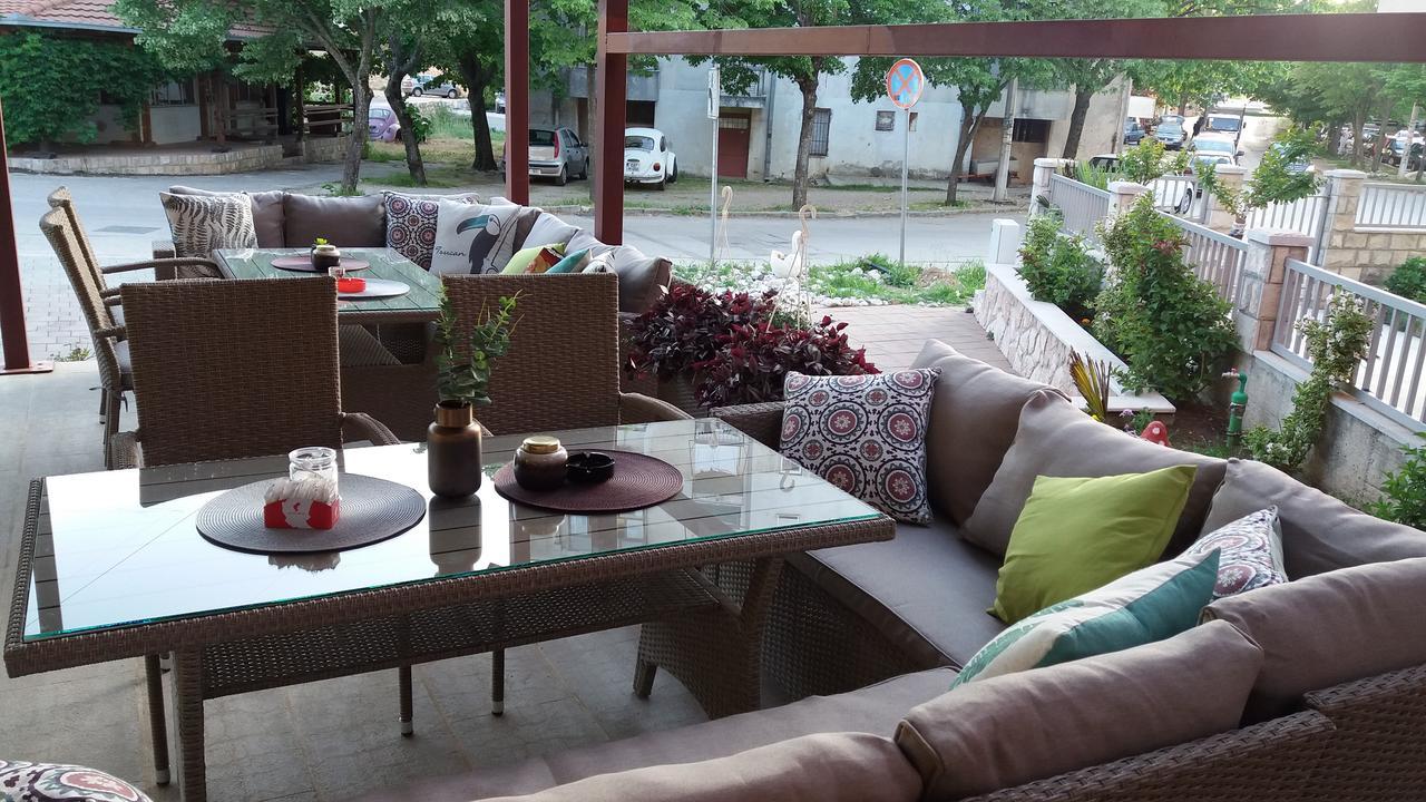 טרביניה Apis Hotel מראה חיצוני תמונה